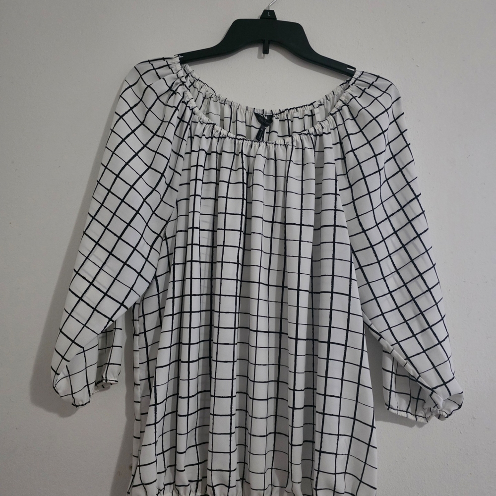 Daisy Fuentes Black and White Grid Blouse
